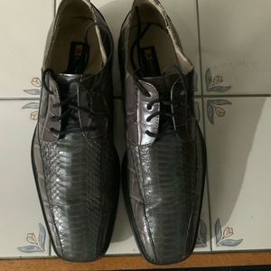Stacy Adam leather